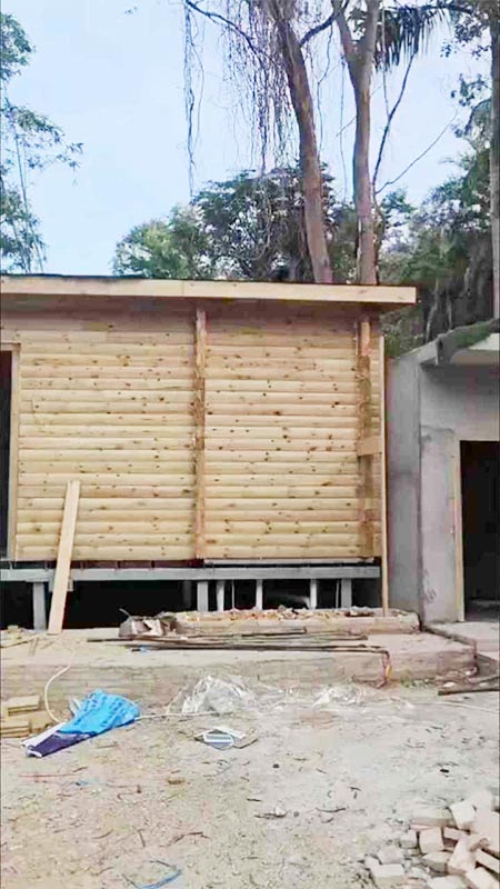 木屋建造施工现场
